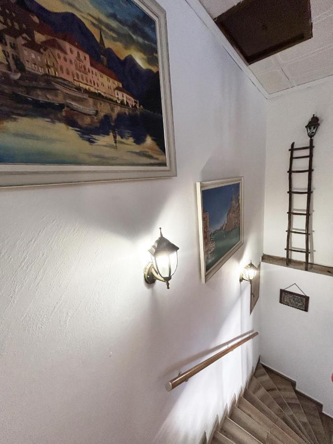 بودغوريتْسا Old Town Rooms المظهر الخارجي الصورة
